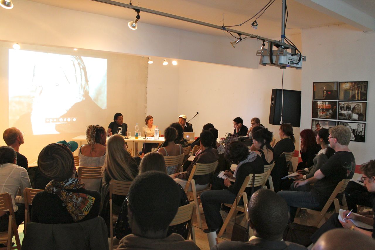 diskussion_afrofuturism-bigsas-lit.-festival